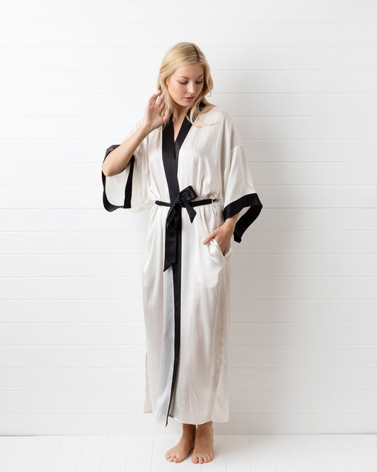 White Kimono Robe - Squeak